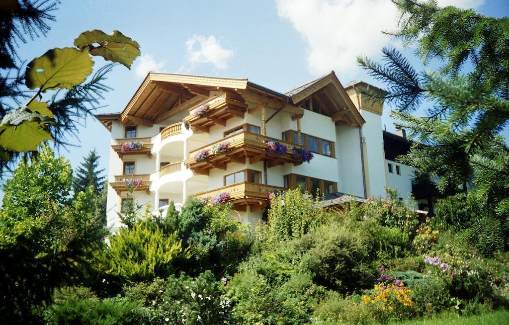 Landhotel Eva Kirchberg in Tirol Eksteriør billede