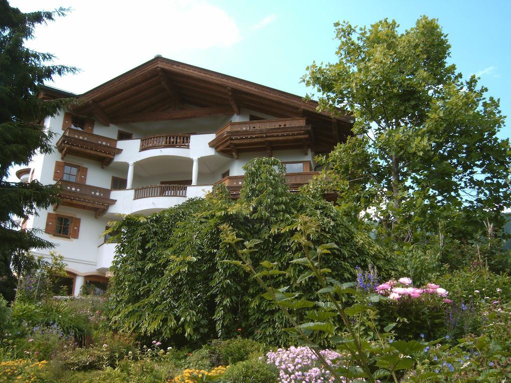 Landhotel Eva Kirchberg in Tirol Eksteriør billede